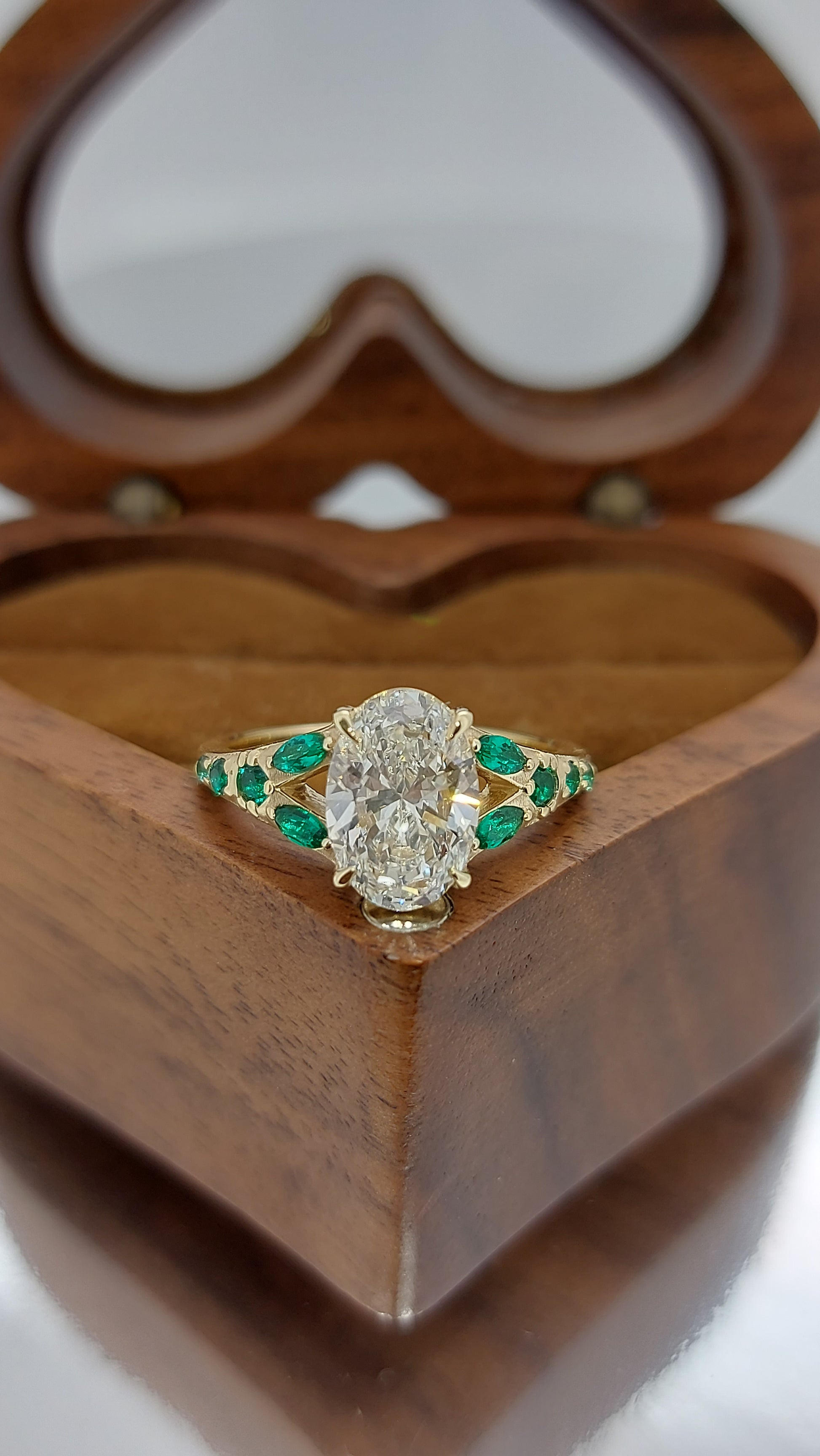 1.0 Carat E , IGI Certified Lab Grown Oval Cut Diamond Ring, Vintage Emerald Diamond Band Forever For Love