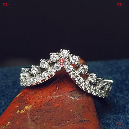 Halber Eternity-Kronenring mit Pavé-Diamanten