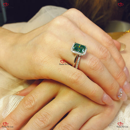 Bague de mariage en moissanite verte taille radiante – Bague de promesse en or massif