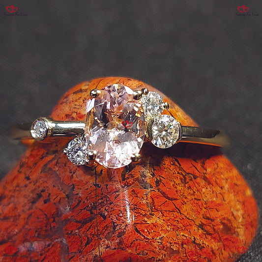 Bague de mariage en morganite ovale avec diamants