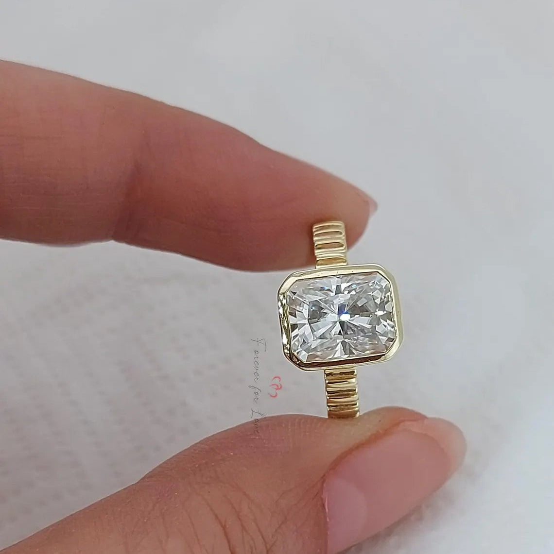 Vintage Bezel 1.5Ct Radiant Cut Moissanite Engagement Ring Forever For Love