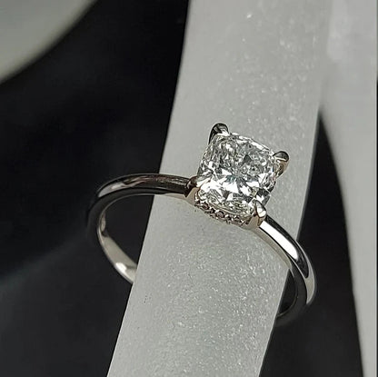 Bague de fiançailles avec diamant naturel taille coussin de 1 carat