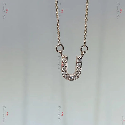 Collier avec lettres en diamant de laboratoire pour femme