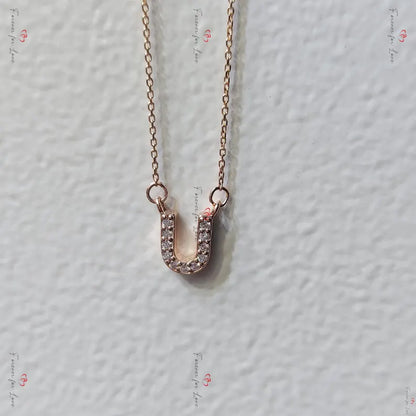 Collier avec lettres en diamant de laboratoire pour femme