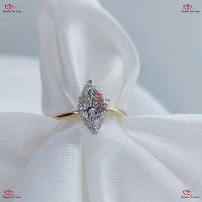 Bague de fiançailles avec halo caché de diamants taille marquise