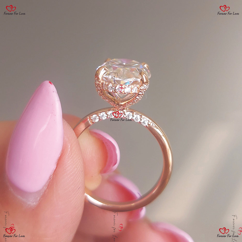 Hidden Halo Crushed Ice Oval Cut Diamond Engagement Ring