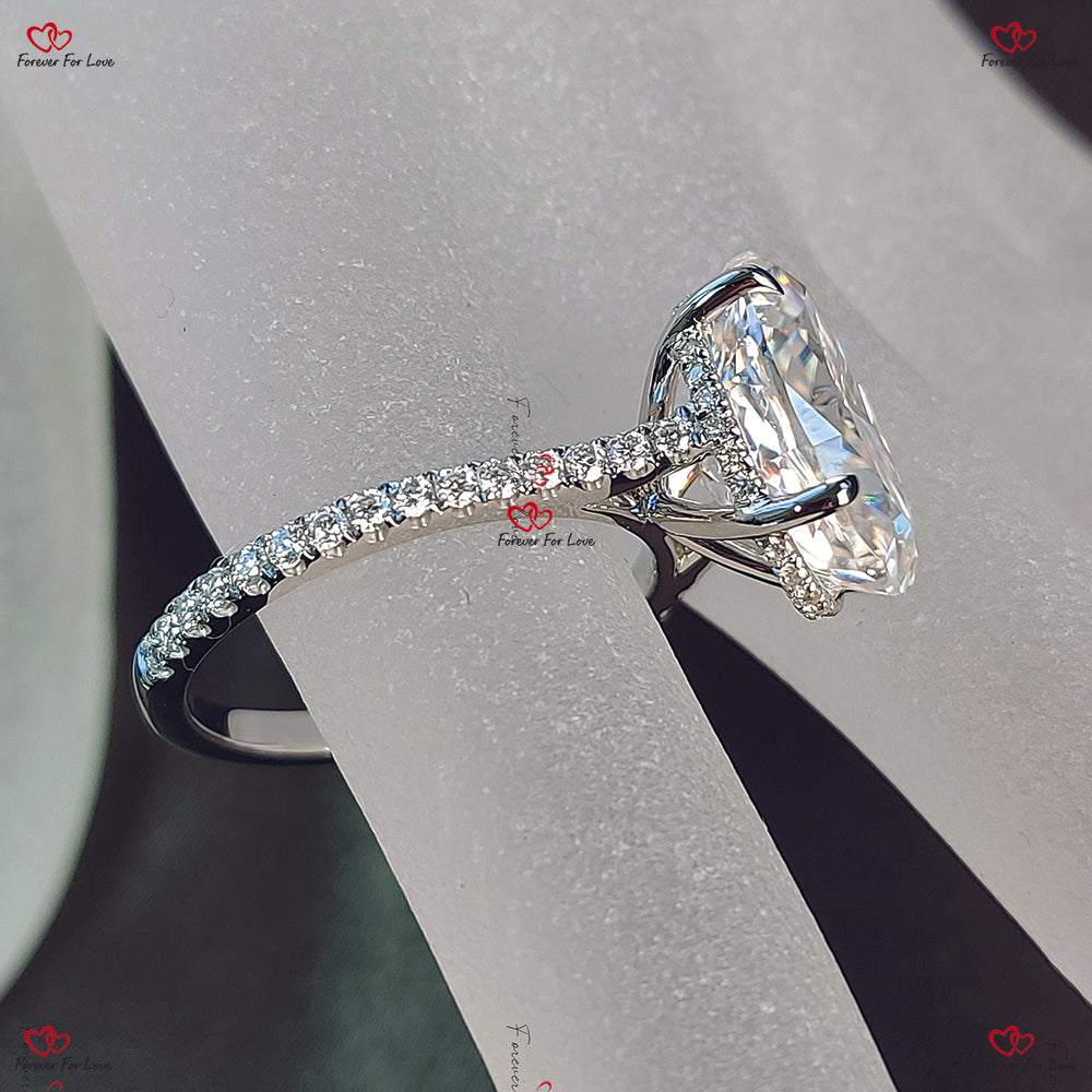 Crushed Ice Oval Diamant Hidden Halo Pave Band Brautring