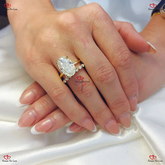 Radiant Glow  Oval Cut Moissanite Wedding Set Forever For Love