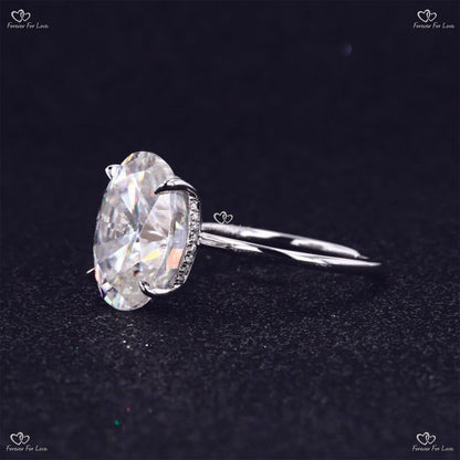 Superbe bague de fiançailles en moissanite ovale Forever