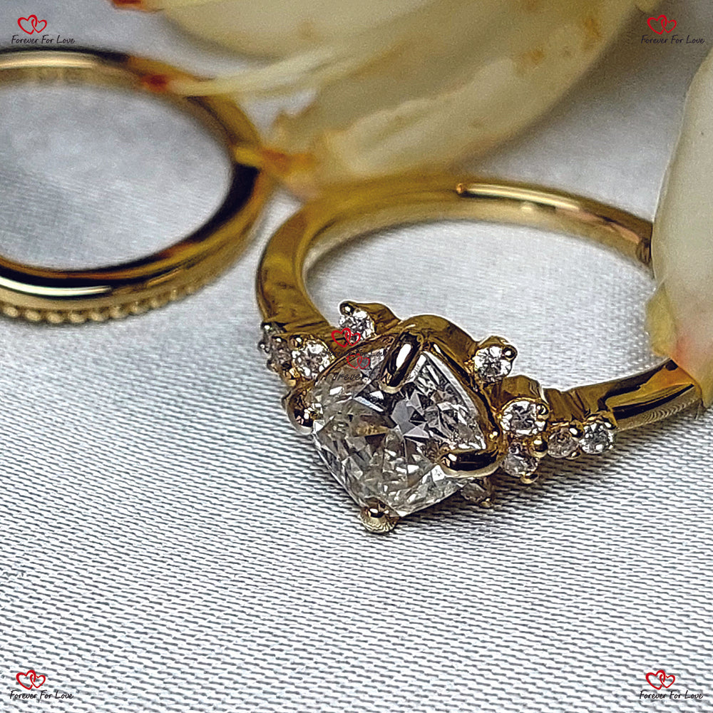 Unique Vintage Lab Created Cushion Cut Engagement Ring | 1.5 Carat G VS1 CVD Cluster Diamonds | Solid Gold | IGI Certified